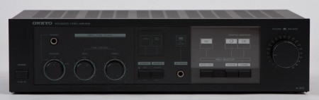 ONKYO  STEREO INTEGRATED AMPLIFIER A-300